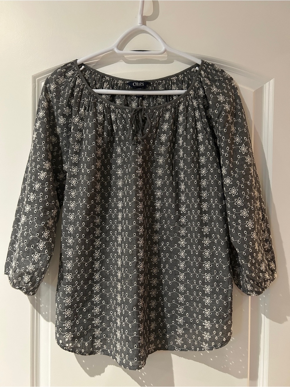 100% Cotton Chaps Women’s Grey Embroidered Peasant Blouse